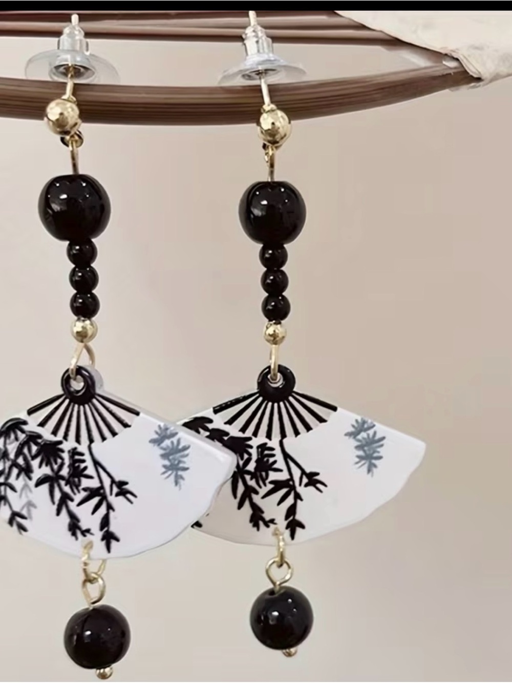 Vintage Style Black & White Fan Drop Earrings - Gold Accent